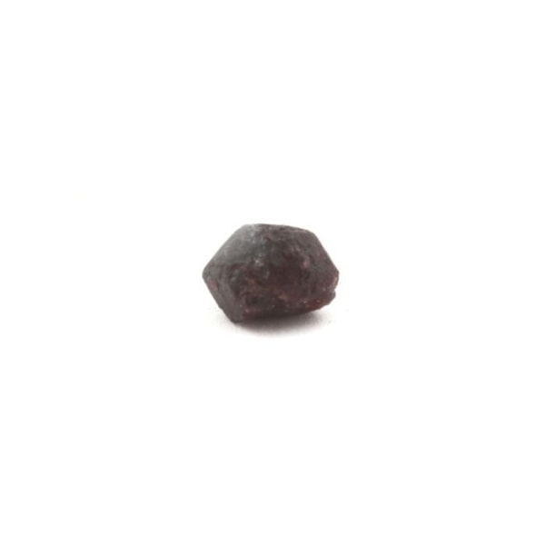 Stenar och mineraler. Granat. 4,11 ct. Skardu-området, Gilgit-Baltistan, Pakistan.