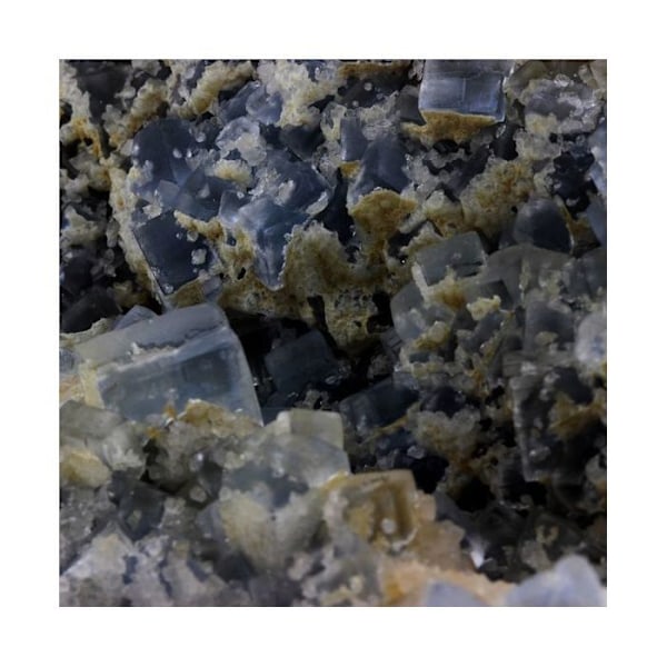 Blå fluorit 4035,1 karat (0,8 kg) Flerfärgad