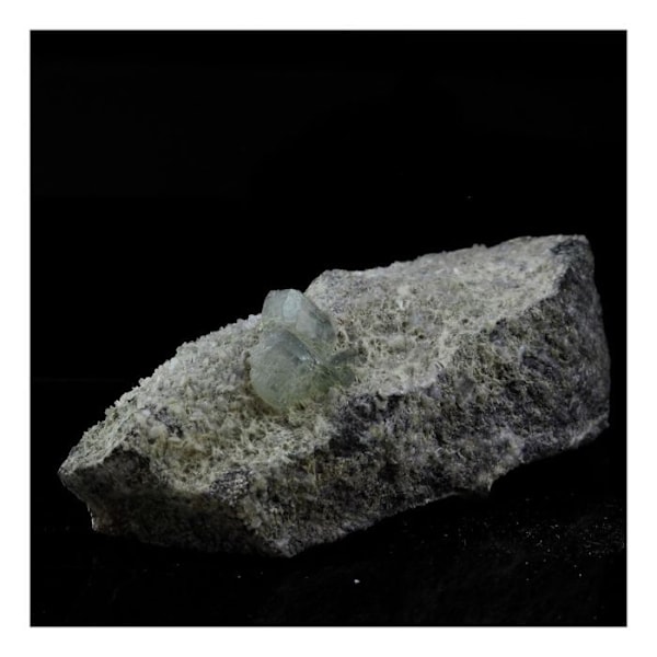 Sten og mineraler. Prehnite. 115,0 ct. La Combe de la Selle, Bourg d'Oisans, Frankrig.