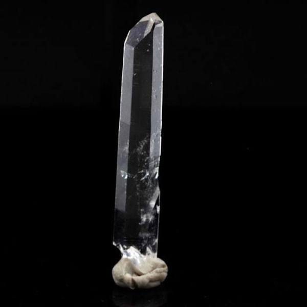 Sten og mineraler. Kvarts. 13,49 øre. La Gardette-minen, Bourg d'Oisans, Isère, Frankrig. Transparent