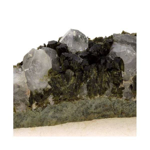 Sten og mineraler. Kvarts + Epidot. 772,0 ct. Saint-Véran, Hautes-Alpes, Frankrig.