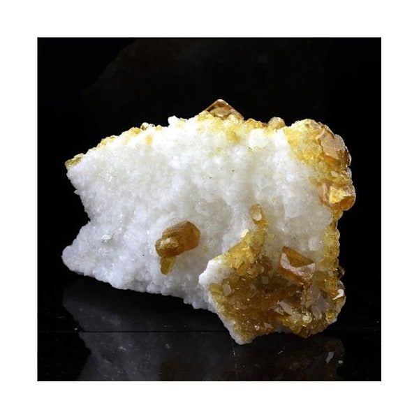 Kivet ja Mineraalit. Bariitti. 1356,0 ct. Xiefangin kaivos, Ganzhou, Kiina.
