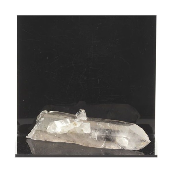 Stenar och mineraler. Bi-termined rökkvarts. 261,50 cent. Le Bolchu, Beaufortain, Savoie, Frankrike.