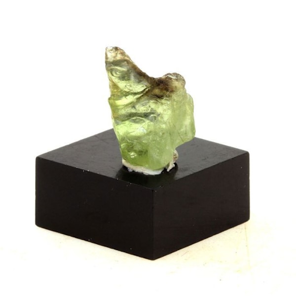 Kivet ja mineraalit. Peridootti. 5,97 ct. Skardun alue, Baltistan, Pakistan.