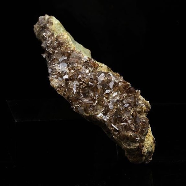 Kivet ja mineraalit - Axinite - 536,0 ct - La Balme d'Auris, Bourg d'Oisans, Isère, Ranska