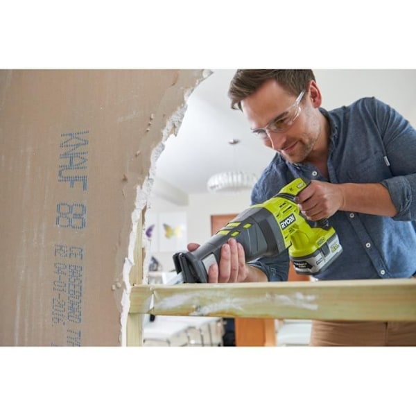 RYOBI - 18V ONE+ miekkasaha - 0-2900 cp/min - 28mm iskunpituus - 200mm puu - tärinänvaimennusjärjestelmä - Toimitetaan 1 terällä - R18RS-0