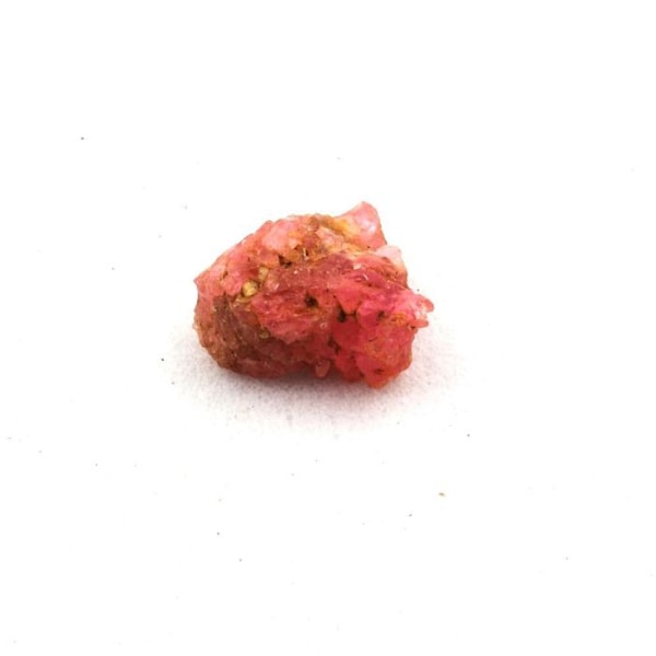 Kivet ja mineraalit. Spinelli. 1,34 ct. Tansania.