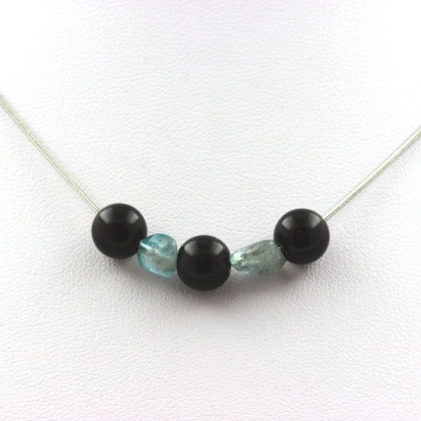 Collier - A Bijoux - Agat sort 8 mm - Apatit fra Brasilien - Rustfrit stål - Længde efter valg Svart