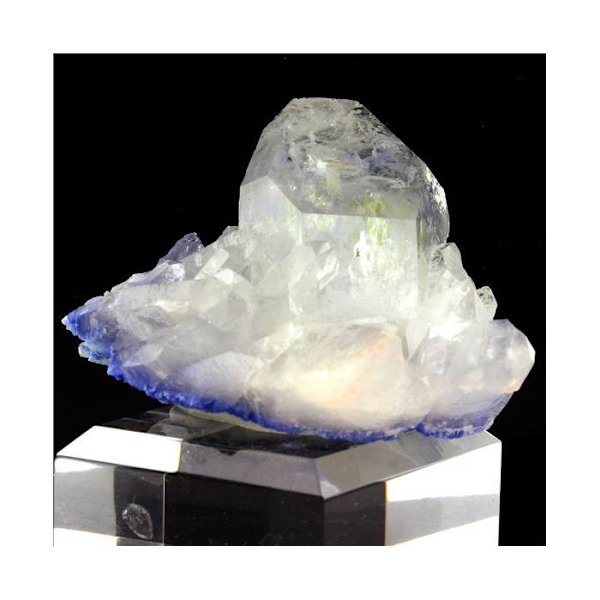 Sten og mineraler. Kvarts + Dumortierit. 1097,0 øre. Vaca Morta stenbrud, Bahia, Brasilien.
