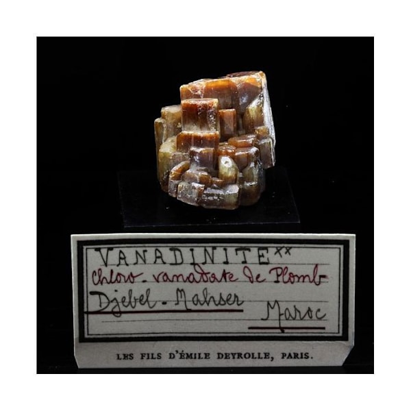 Sten og mineraler. Vanadinit. 140,0 ct. Jebel Mahser, Jerada-provinsen, Marokko.