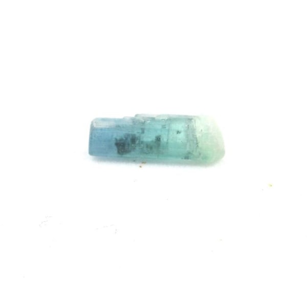 Kivet ja mineraalit. Turmaliini Indikoliitti. 1,21 ct. Dara-e-Pech, Kunar, Afganistan.
