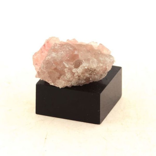 Sten og mineraler. Pink Fluorit + Kvarts. 26,30 øre. Talèfre, Mont-Blanc-massivet, Frankrig. Rosa