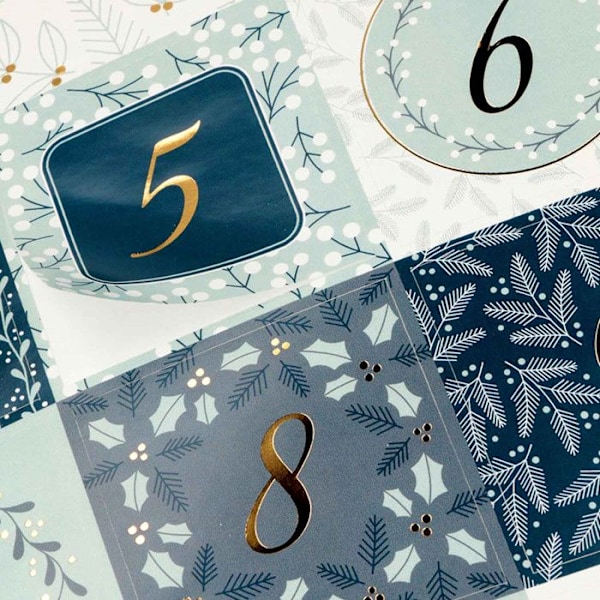 Adventtikalenteritarrat - Loistava joulu - 5 x 5 cm - 24 kpl Blå