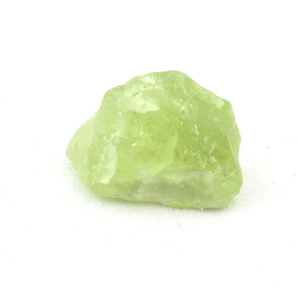 Ædelsten - Peridot - Skardu Distrikt - 7.10 ct - Ægthedscertifikat - Dimensioner 6x5x12 mm