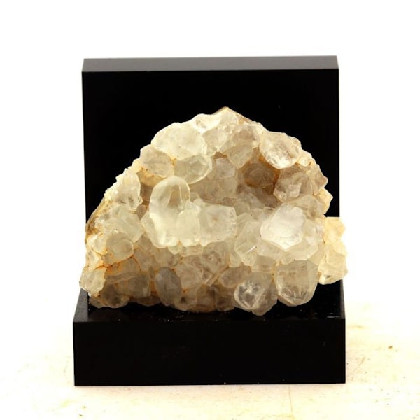 Sten og mineraler. "Diamant" calcit. 115,5 øre. Gave de Pau, Pyrénées-Atlantiques, Frankrig.