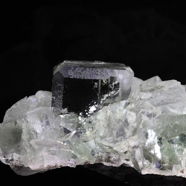 Sten og mineraler. Fluorit. 958,5 ct. Xianghualing Mine, Chenzhou, Hunan, Kina.