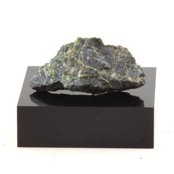 Sten og mineraler. Campylitis. 12,2 ct. guvernør, New York, USA. Flerfärgad