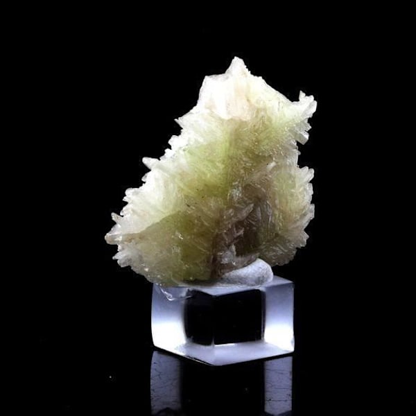 Gul cerusit - ABIJOUX - M'fouati Mine - 48,9 ct - Congo