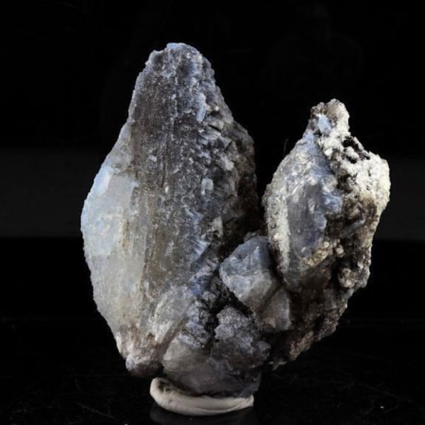 Sten og mineraler. Alkali-beryl. 151,5 øre. Deo Darrah, Badakhshan, Afghanistan.