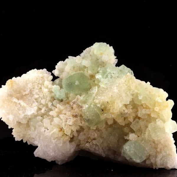 Sten og mineraler. Fluorit. 723,5 øre. Hardy Mine, Black Mountains, Arizona, USA.