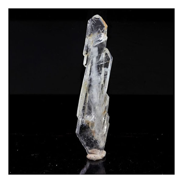 Kivet ja Mineraalit. Ame Quartz (haalistuva kvartsi). 23,0 ct. La Table, Chambéry, Ranska.