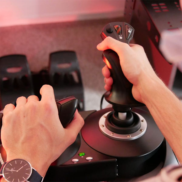 Thrustmaster Joystick T-FLIGHT HOTAS X - PC / PS3 Svart