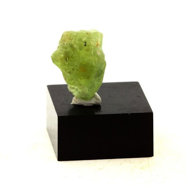 Stenar och mineraler. Peridot. 7,36 ct. Skardu-distriktet, Baltistan, Pakistan.