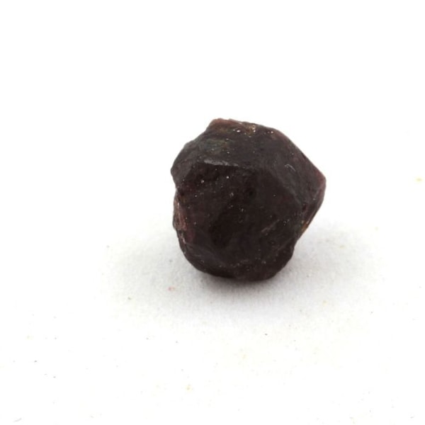 Stenar och mineraler. Granat. 4,90 ct. Skardu-området, Gilgit-Baltistan, Pakistan.