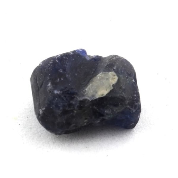 Kivet ja mineraalit. Safiiri. 5,74 ct. Zazafotsy, Ihorombe, Madagaskar.