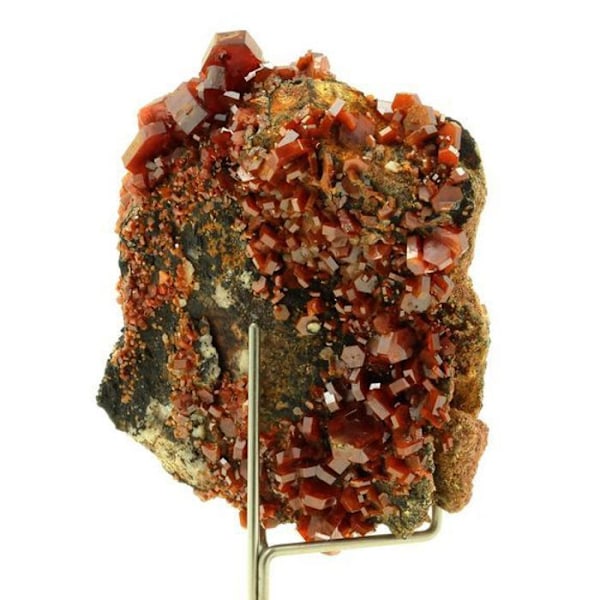 Sten og mineraler. Vanadinit. 592,0 ct. Mibladen, Marokko.