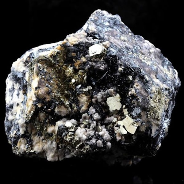 Stenar och mineraler. Pyrit, hematit. 2768,5 cent. Batère, Corsavy, Pyrénées-Orientales, Frankrike.