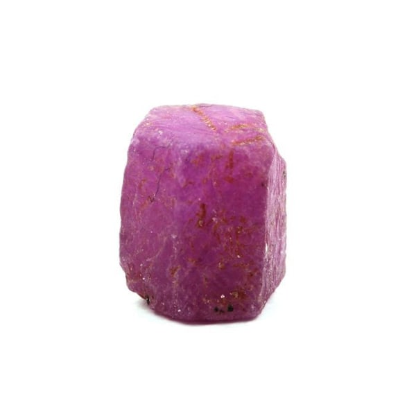 Kivet ja Mineraalit. Rubiini. 5,85 ct. Kiteton piiri, Manyaran alue, Tansania. Röd