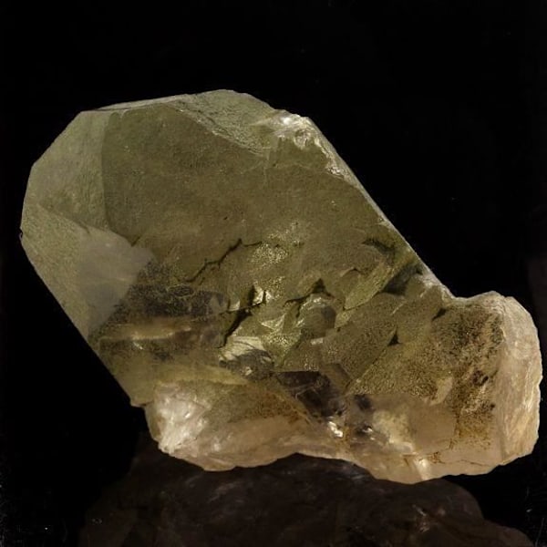 Sten og mineraler. Smoky Gwindel Quartz. 1045,0 øre. Mont-Blanc-massivet, Frankrig.