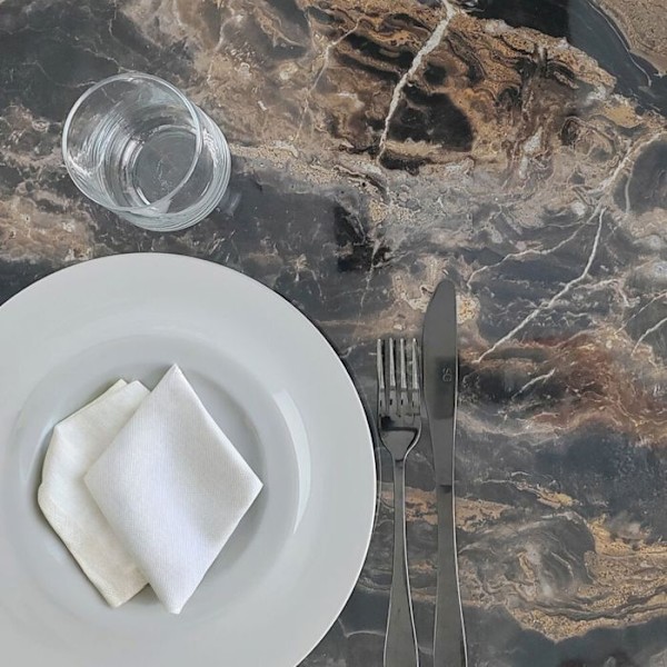 Pöytä 70 x 70 cm Rooma bistro kiiltävää suonimarmoria Svart