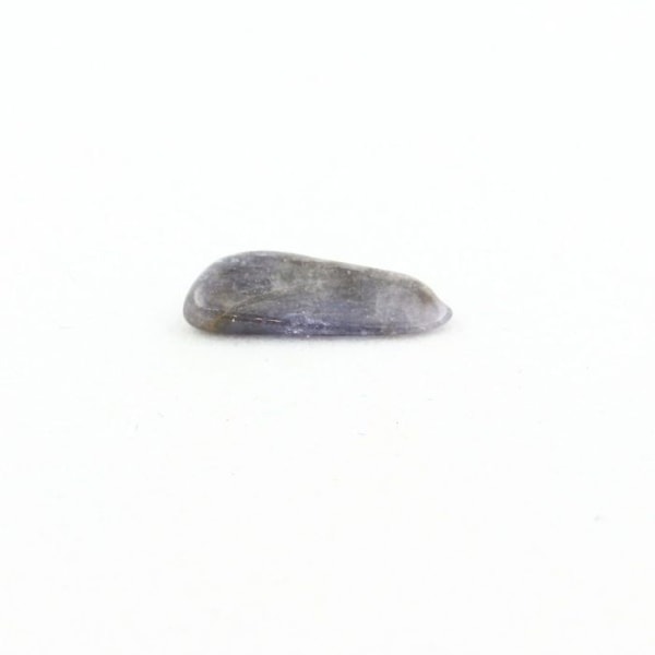 Stenar och mineraler. Tanzanit. 0,705 ct. Merelani Hills, Lelatema Mts, Tanzania.