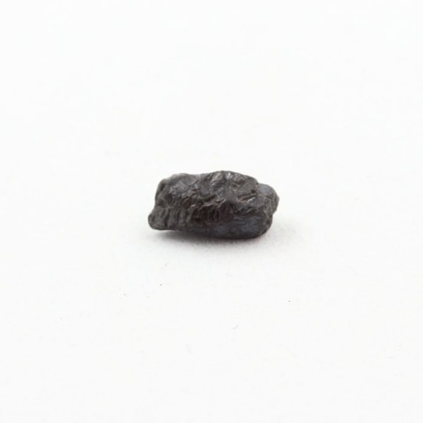 Sten og mineraler. Safir. 0.850 ct Ambatondrazaka, Alaotra-Mangoro, Madagaskar.