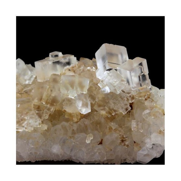 Fluorit + Kvarts 84,1 karat Vit