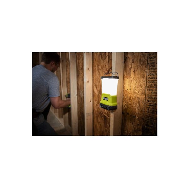 LED Lanterne RYOBI 18V One+ - 850 Lumens - uden batteri eller oplader - RLL18-0 Grön / Träkol
