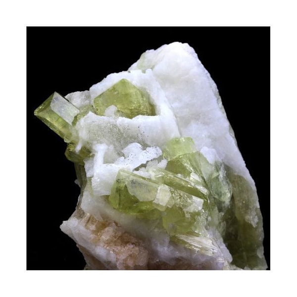 Stenar och mineraler. Brazilianite + Albite. 674,5 ct. Linópolis, Minas Gerais, Brasilien.