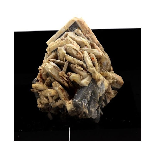 Stenar och mineraler. Baryt. 3305,0 ct. Saint Georges Les Bains, Ardèche, Frankrike.