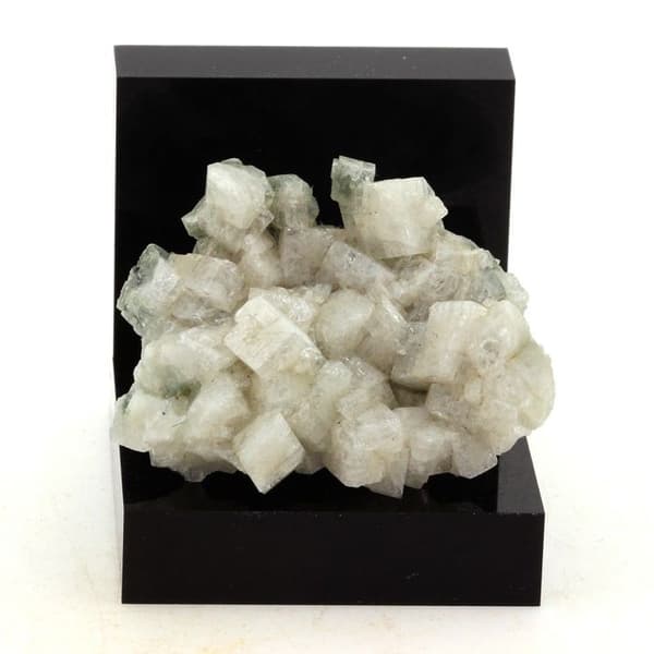 Chabazite 85,7 karaattia