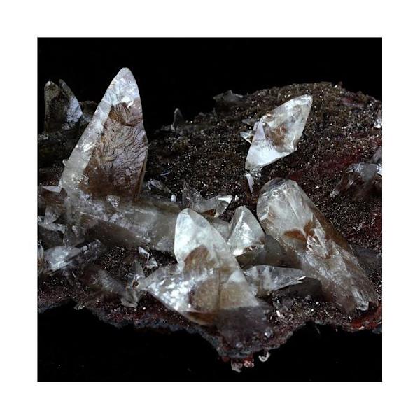 Kivet ja mineraalit. Kaksoiskalsiitti. 1250,0 ct. Leipingin kaivos, Hunanin maakunta, Kiina.