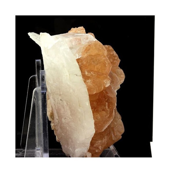 Dolomite + Quartz 1055,1 karat Grön