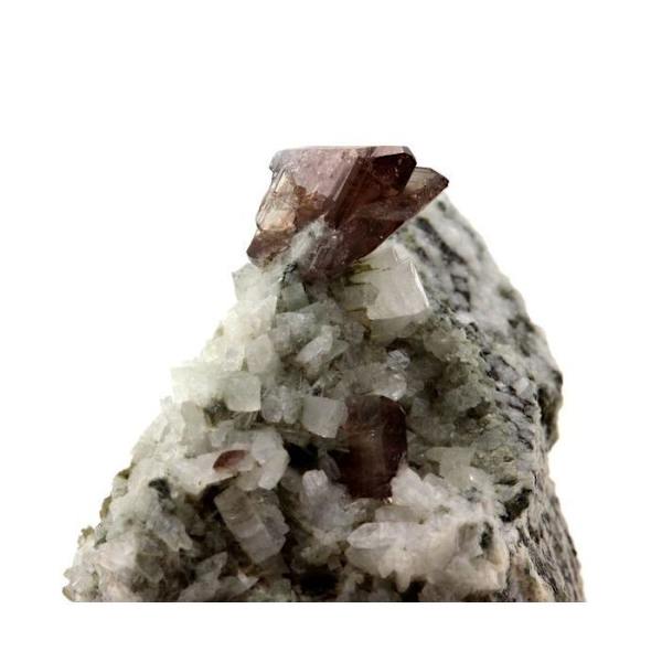 Axinite 144,6 karaattia