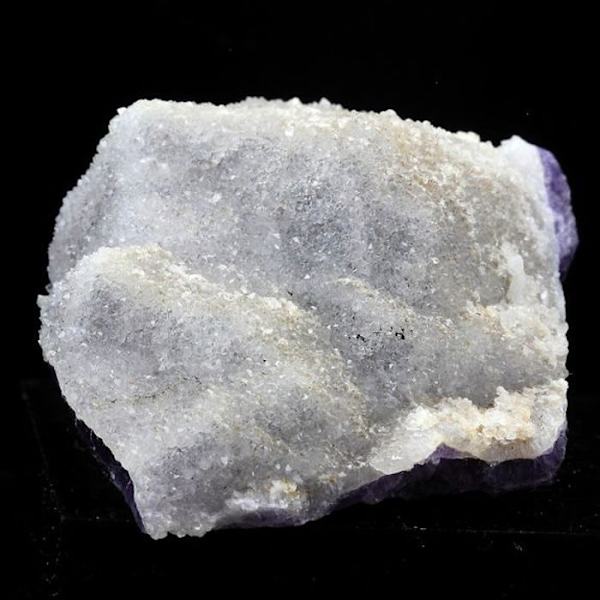 Sten og mineraler. Kvarts, Fluorit. 307,5 øre. Pont des Bouyges, Corrèze, Frankrig.