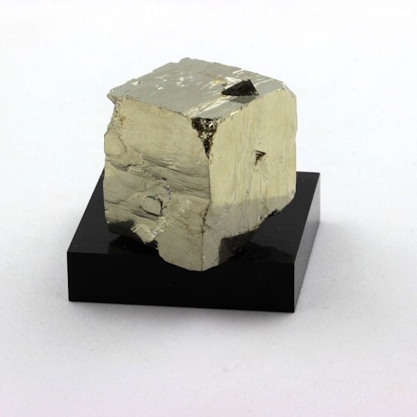 Stenar och mineraler. Pyrit. 423,10 cent. Navajún, La Rioja, Spanien.