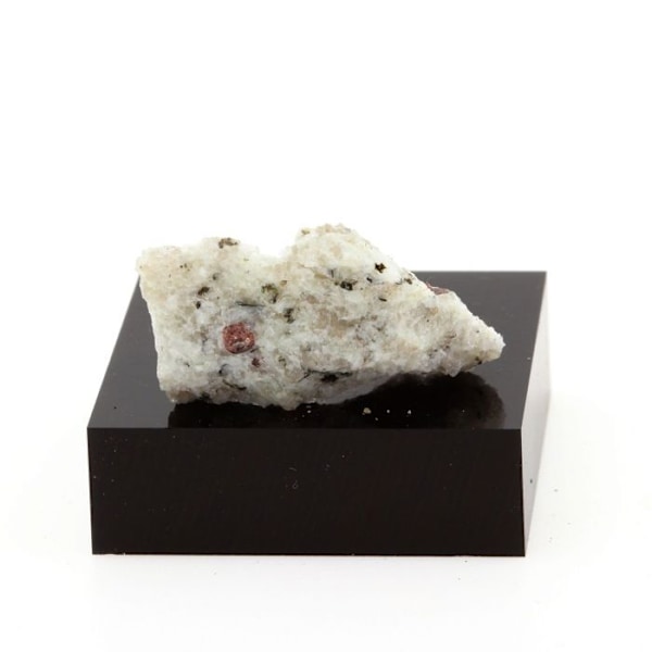 Schist Garnet 18,1 karaattia Flerfärgad