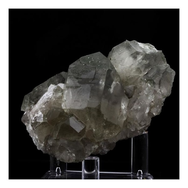 Kivet ja mineraalit. Savukvartsi. 669,0 ct. Mont-Blancin vuoristo, Haute-Savoie, Ranska.