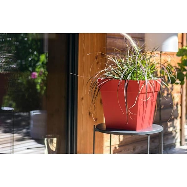 EDA Tuscan Square Flower Pot - 32 x 32 x H 32 cm - 22 L - Ruby Red rubinröd