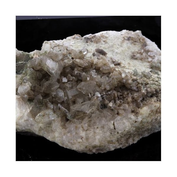 Stenar och mineraler. Sphene (Titanit). 813,2 cent. Plan du Lac, Oisans, Frankrike.